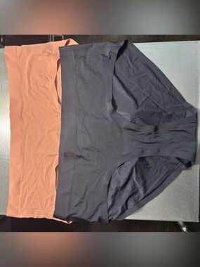 Knix Size M underwear Two Pairs